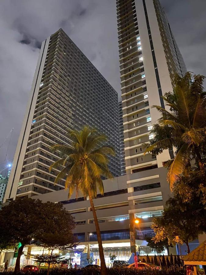 One Bedroom Condo Unit Fame Residences Manila Exterior foto